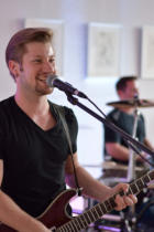 Die Band "Gleis 7" in Freusburg: Manuel Urwald, Sebastian Heer